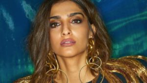 SONAM-KAPOOR-OPENS-ON-SALARY-MARRIAGE-AND-CHILDREN