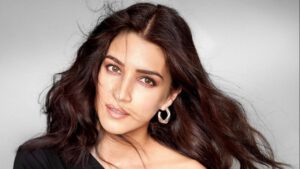 Kriti-Sanon-Will-Perform-Some-Power-Packed-Stunts-in-Her-Upcoming-Movie