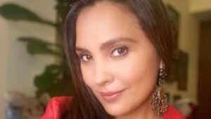 Lara-Dutta-Opens-up-About-Being-on-a-Dating-Site
