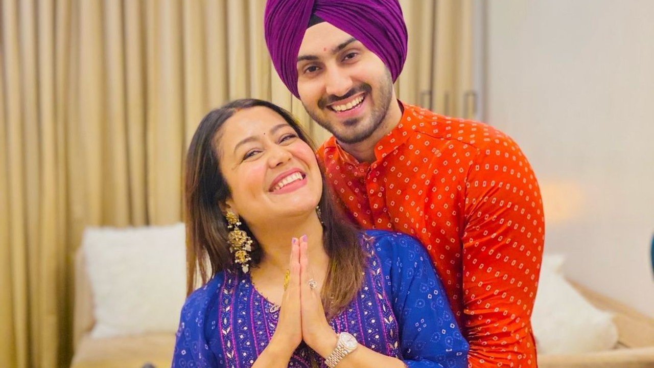 Neha-Kakkar-Reveals-on-Youtube-if-She-Is-Pregnant